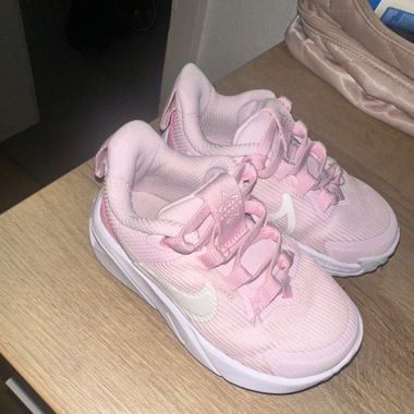 Mädchen Nike Schuhe