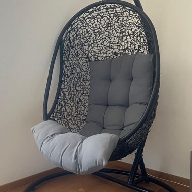 Chaise suspendue oeuf noire