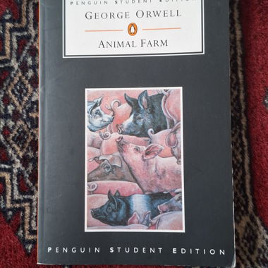 Libro "Animal Farm" George Orwell