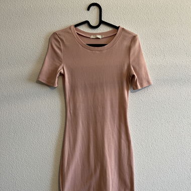Pink dress