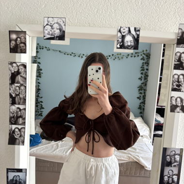 Haut court marron