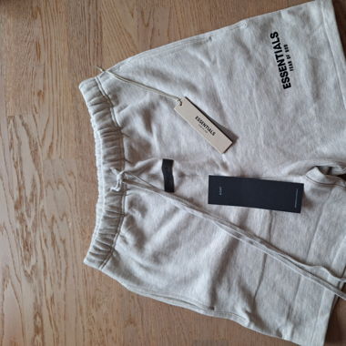 Fear of God Essentials Shorts Size S 