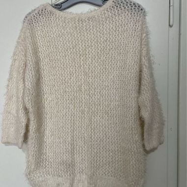 Kuscheliger Pullover Gr. M beige flauschig