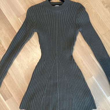 Rippstrick-Kleid