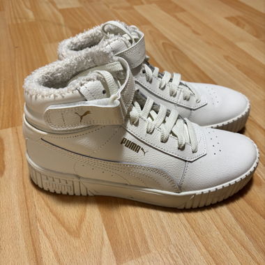 Puma sneakers