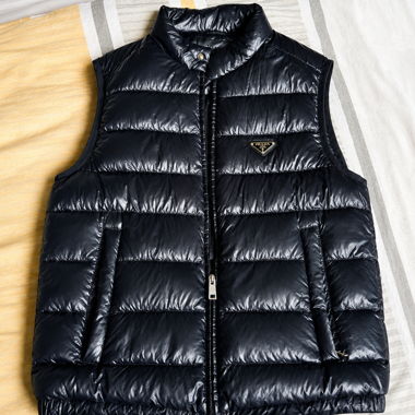 Gilet imbottito Prada con piumino