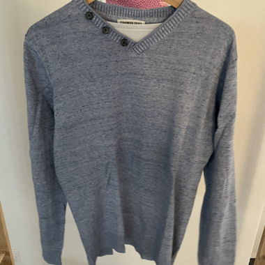 Men's Blue Sweater