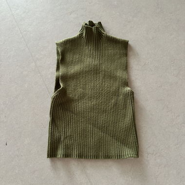 Gestrickter Rollkragen-Top