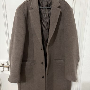 Mantel aus Cashmere-Mix in Braun