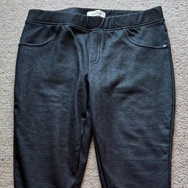 Pantaloni neri effetto jeans termici