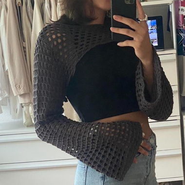 grey sleeves 