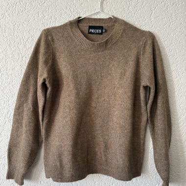 Maglione a maglia Pieces
