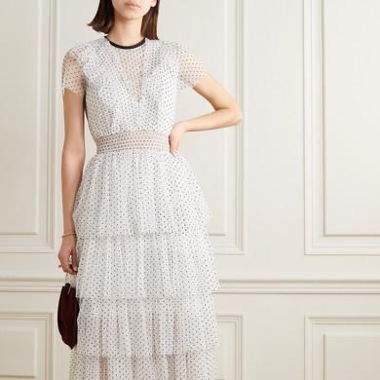 Weisses Kleid mit kleinen Punkte von Maje