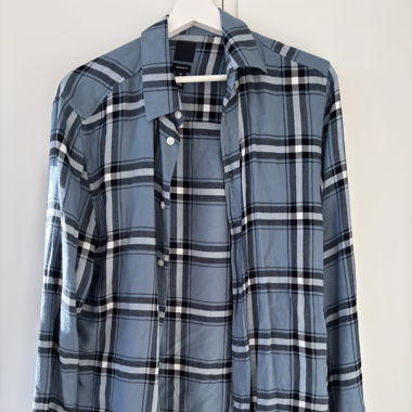 Blue tiles shirt