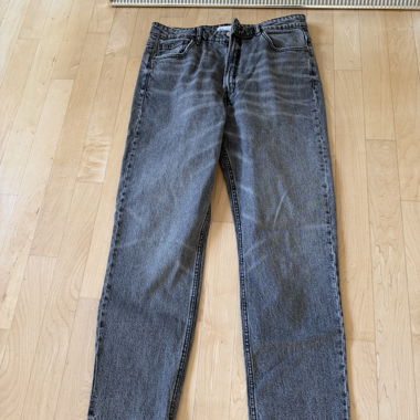 Jeans Zara Gr. 44