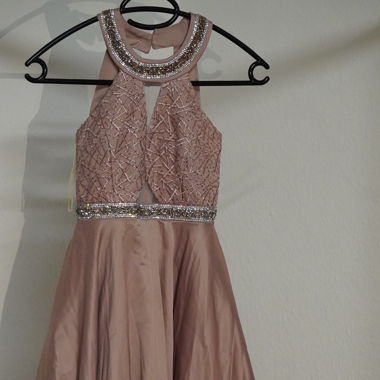 Rosé Halter Dress with Pearls Size 116 - Very Good
