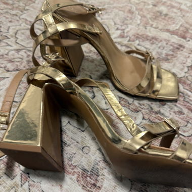 Golden Heel