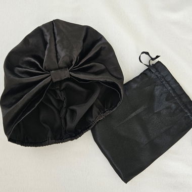 Bonnet en satin GLOV avec pochette