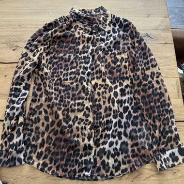 Chemisier à manches longues léopard avec poche poitrine Guess