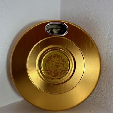 Elektrischer goldener Speisewärmer