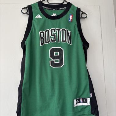 BASKETBALLSHIRT