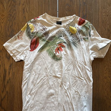 T-shirt Blanc avec motifs feuillage 