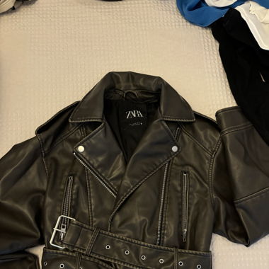 Veste en cuir Zara 