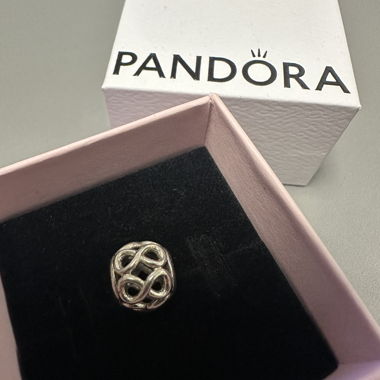 Charm Pandora