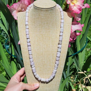 Lepidolite du Haut-Plateau bernois collier