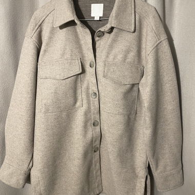 Leichte Jacke