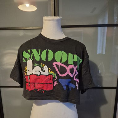 T-shirt court