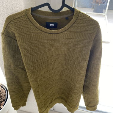 Pull texturé vert olive WE