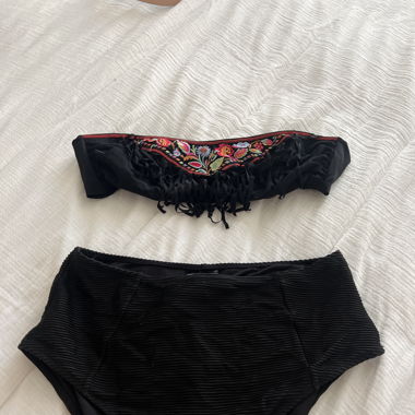 Bikini taille haute noir à franges