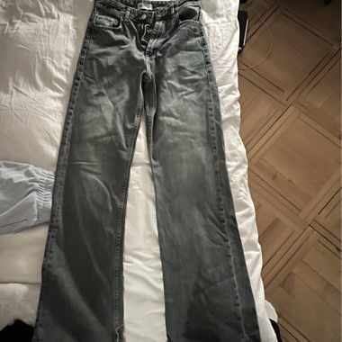 Straight leg high waist zara jeans