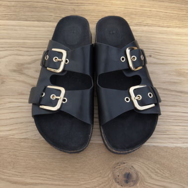 Black Sandals with Buckles