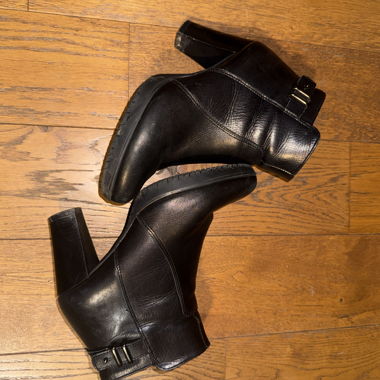 Black heeled ankle boots Tamaris