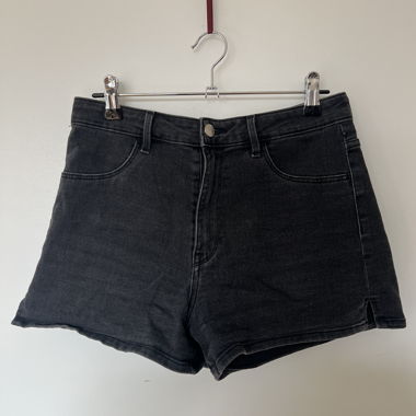 Black hotpants