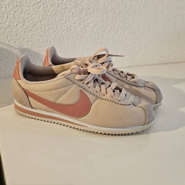 Nike Cortez