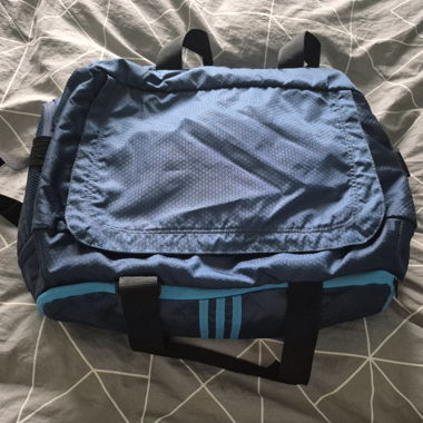 Sac de sport bleu