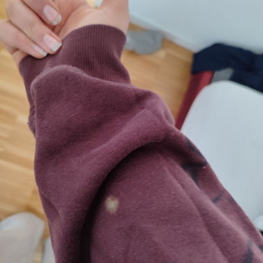 Sweat à capuche zippé H&M Divided bordeaux EUR XS