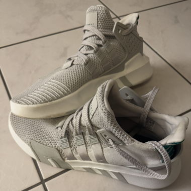 Chaussures Adidas 