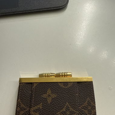 Porte monnaie louis Vuitton 