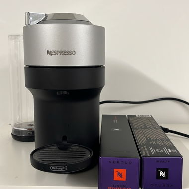 Macchina da caffè Nespresso (2 capsule in regalo)