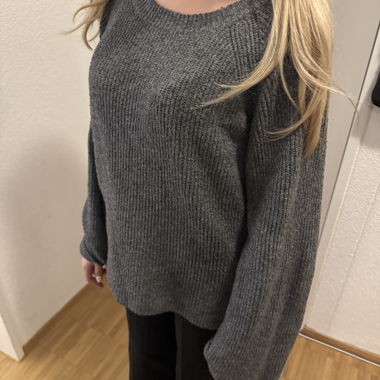 grey simple jumper