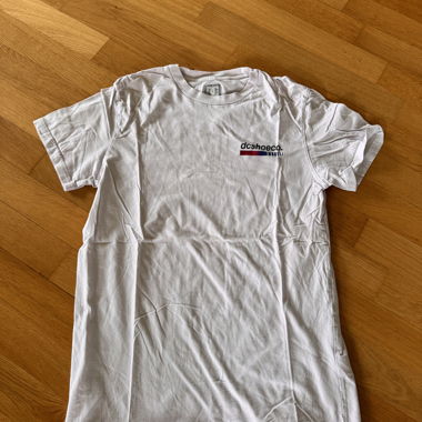 T-shirt DC Shoes logo blanc