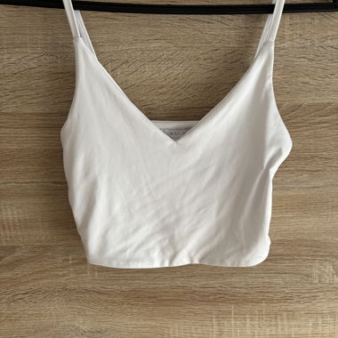 Top blanc décolleté 