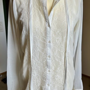 Blusa di pizzo bianca