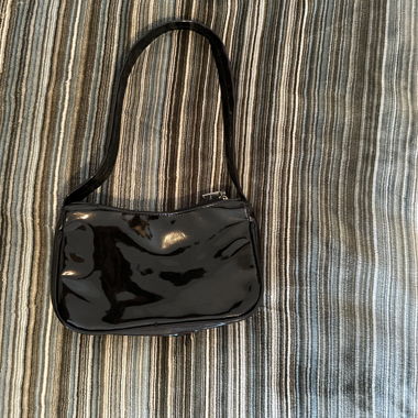 Kleine Handtasche schwarz