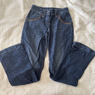 Subdued jeans
