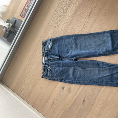 Mom Jeans BERSHKA